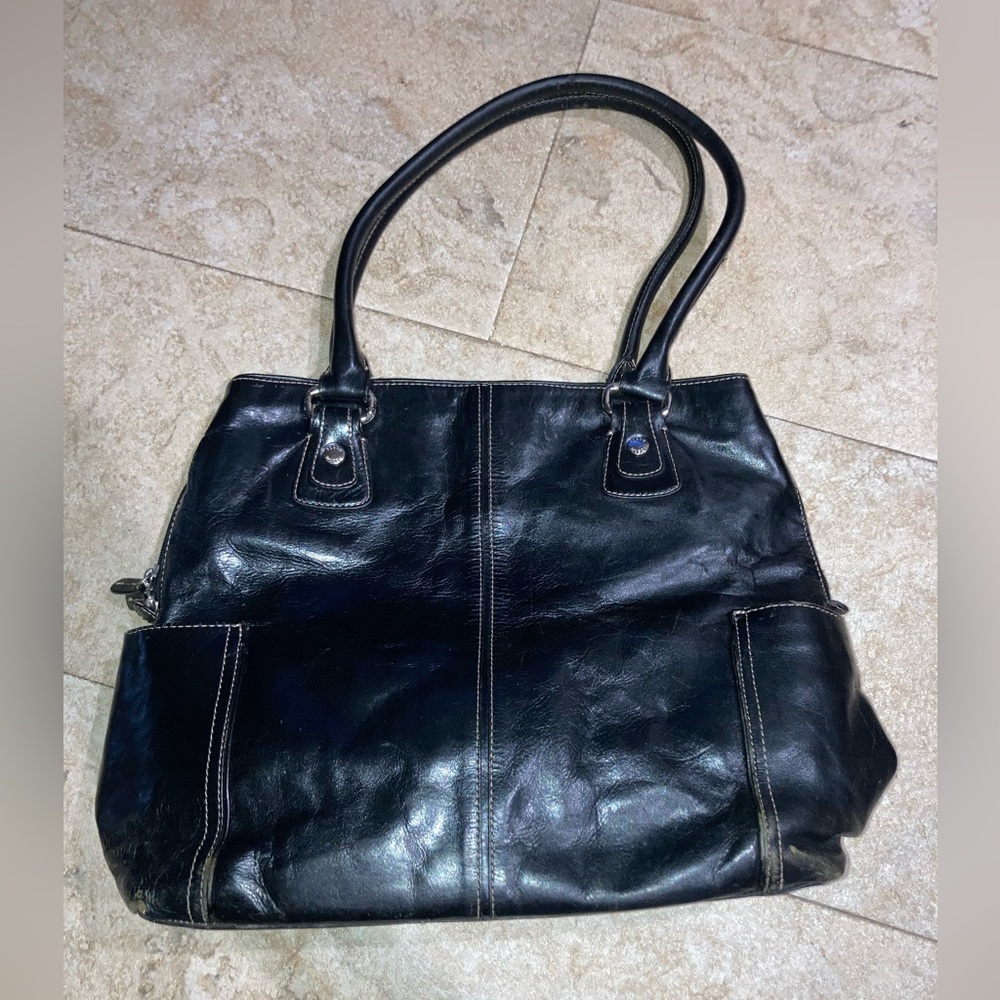 Classic Black Leather Tote Bag - Women